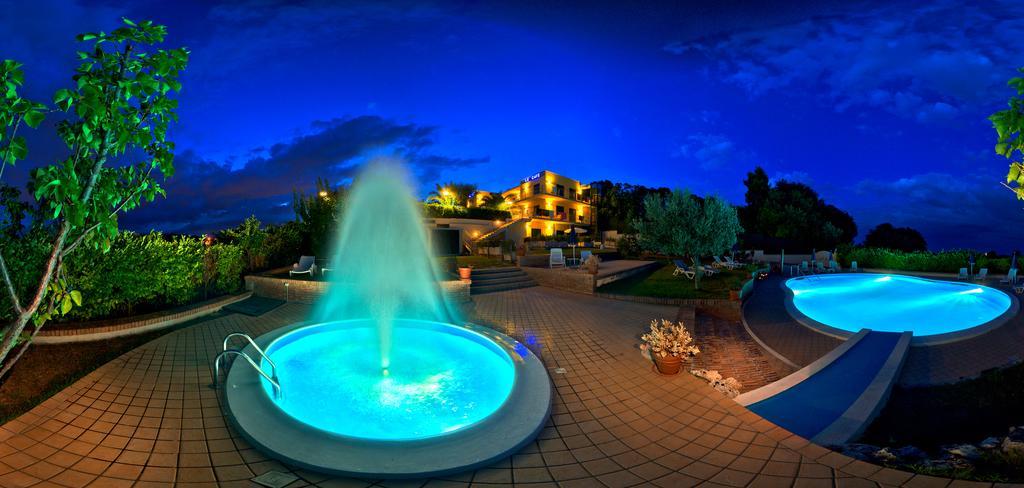 Hotel Le Cave Sirolo Dış mekan fotoğraf