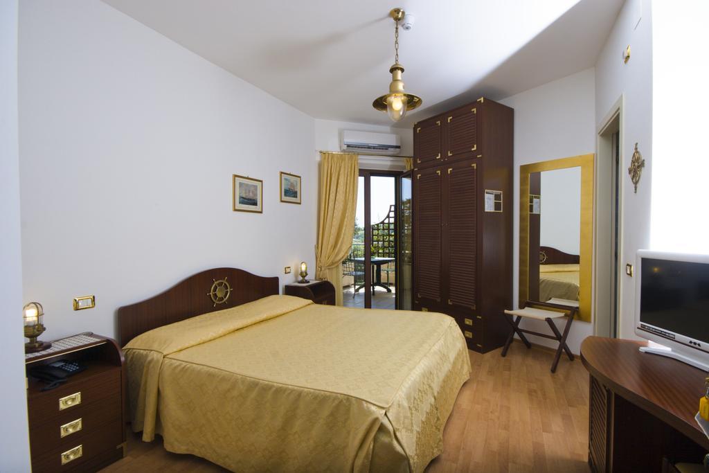 Hotel Le Cave Sirolo Dış mekan fotoğraf