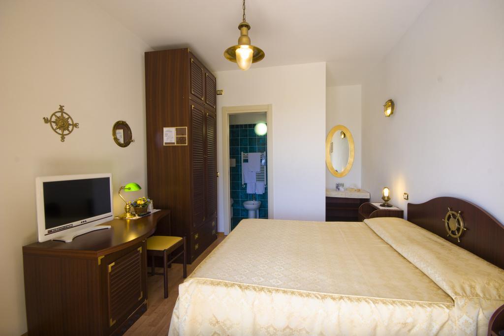 Hotel Le Cave Sirolo Dış mekan fotoğraf